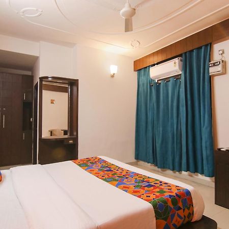 Fabhotel The Lavish Villa Badshahpur Экстерьер фото