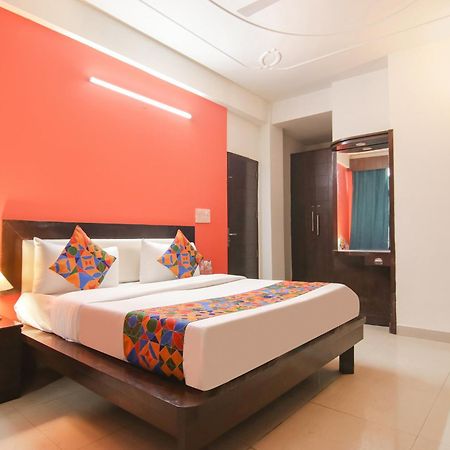 Fabhotel The Lavish Villa Badshahpur Экстерьер фото