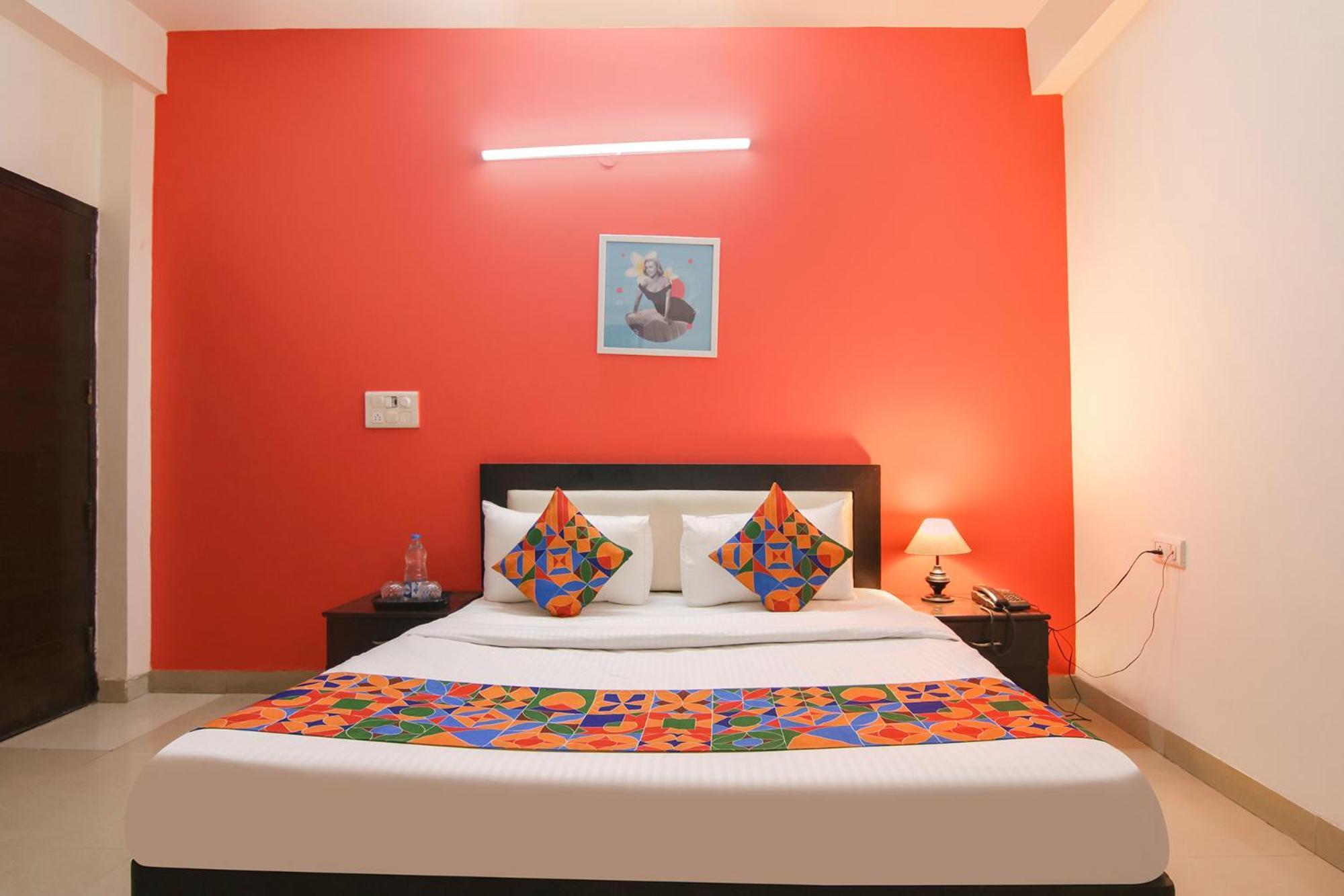 Fabhotel The Lavish Villa Badshahpur Экстерьер фото